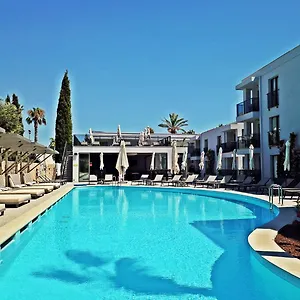 2* Апарт-отель Queen Residences &